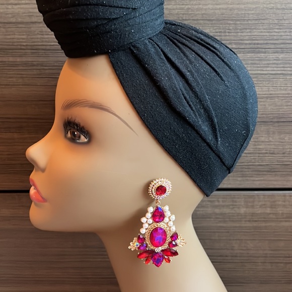 Long Crystal Pearl  Drop Earrings - Picture 4 of 4